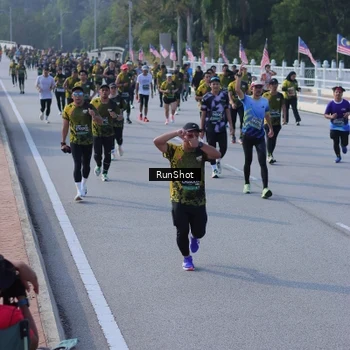 Runner Photo 7132399