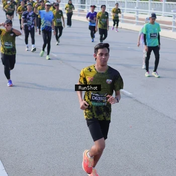Runner Photo 7132401