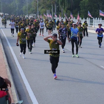 Runner Photo 7132402