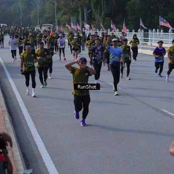 Runner Photo 7132405
