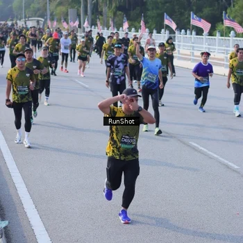 Runner Photo 7132406