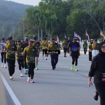 Runner Photo 7132413