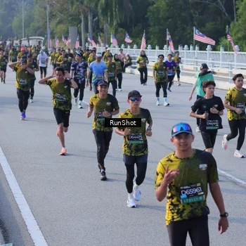 Runner Photo 7132414