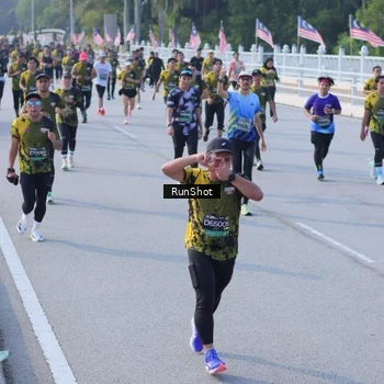 Runner Photo 7132417