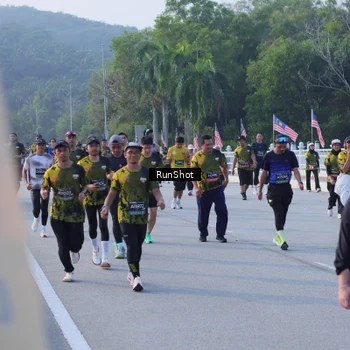 Runner Photo 7132419