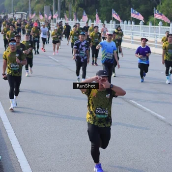Runner Photo 7132420