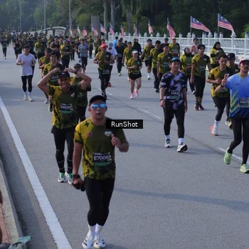 Runner Photo 7132436