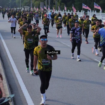 Runner Photo 7132439