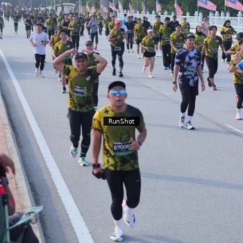 Runner Photo 7132440