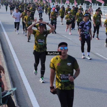 Runner Photo 7132447