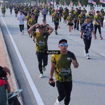 Runner Photo 7132448