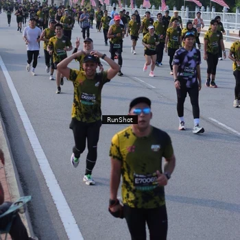 Runner Photo 7132450
