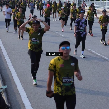Runner Photo 7132453