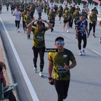 Runner Photo 7132455