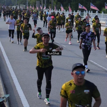 Runner Photo 7132460