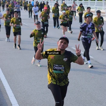 Runner Photo 7132475
