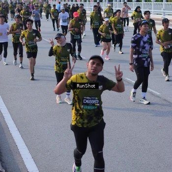 Runner Photo 7132479