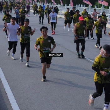 Runner Photo 7132498