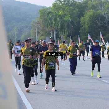 Runner Photo 7132499
