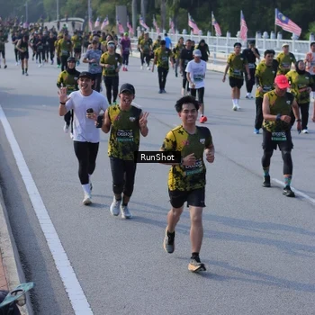 Runner Photo 7132501