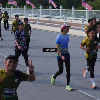 Runner Photo 7132502