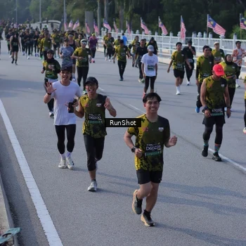 Runner Photo 7132504