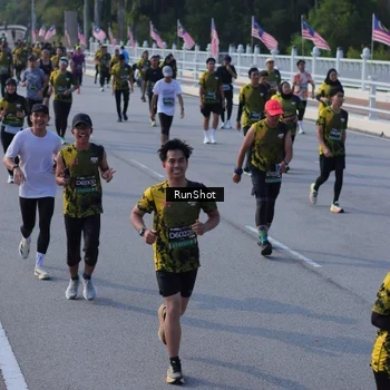 Runner Photo 7132507