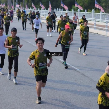 Runner Photo 7132512