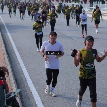 Runner Photo 7132529