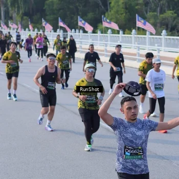 Runner Photo 7132585