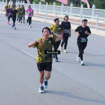 Runner Photo 7132630