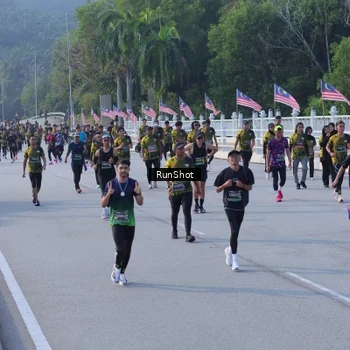 Runner Photo 7132656