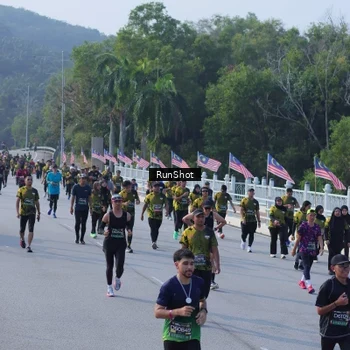 Runner Photo 7132673