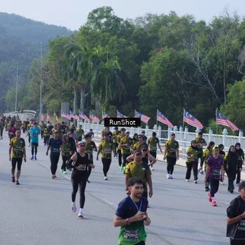 Runner Photo 7132674
