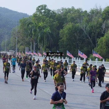 Runner Photo 7132676
