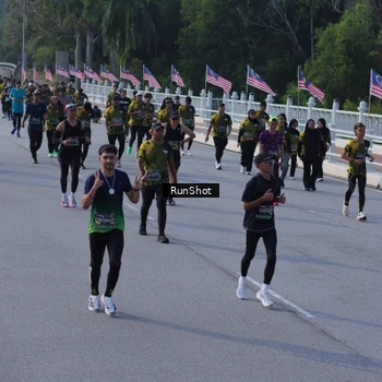 Runner Photo 7132681