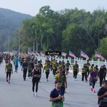 Runner Photo 7132684