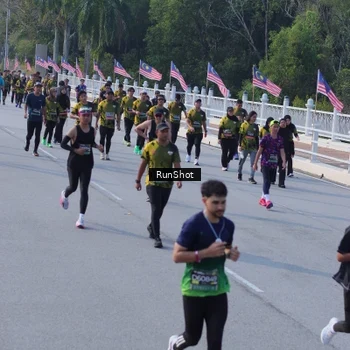 Runner Photo 7132692