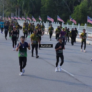 Runner Photo 7132697
