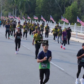 Runner Photo 7132698