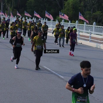 Runner Photo 7132699