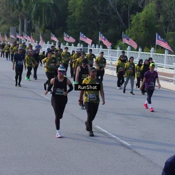 Runner Photo 7132701