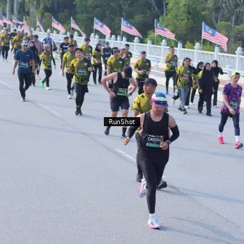 Runner Photo 7132710