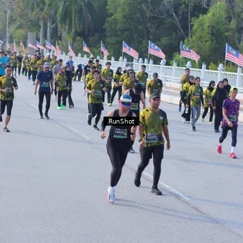 Runner Photo 7132715