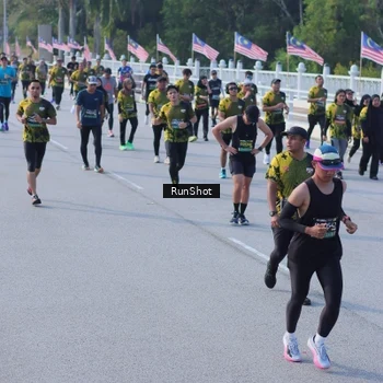 Runner Photo 7132716