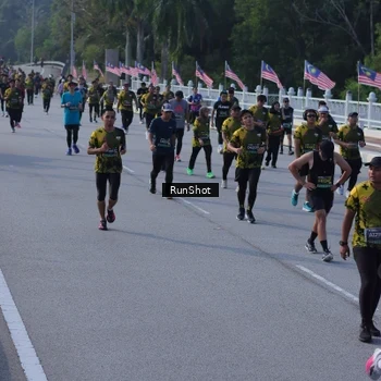 Runner Photo 7132717