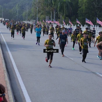 Runner Photo 7132723