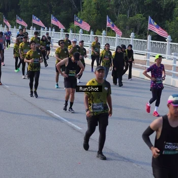 Runner Photo 7132729