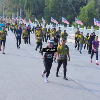 Runner Photo 7132745