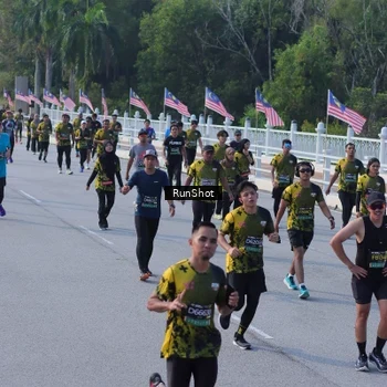 Runner Photo 7132763